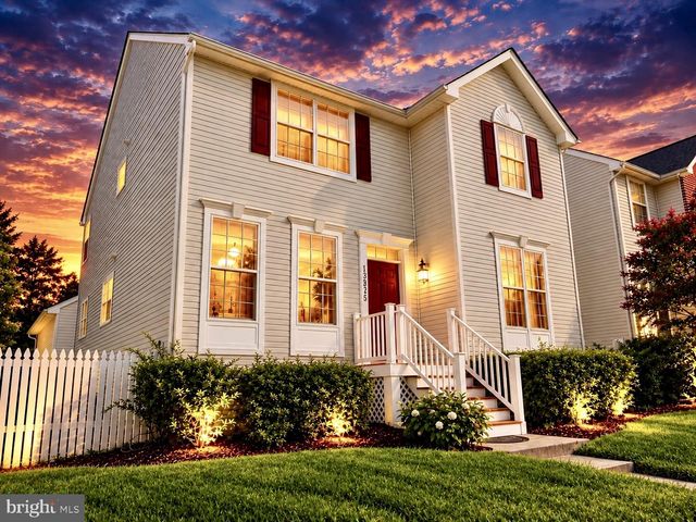 13925 COACHMANS CIR, Germantown, MD 20874