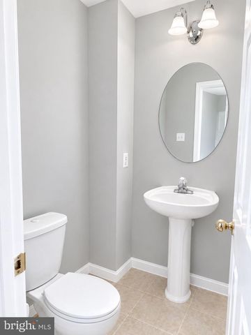 13925 COACHMANS CIR, Germantown, MD 20874