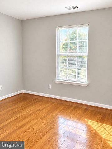 13925 COACHMANS CIR, Germantown, MD 20874