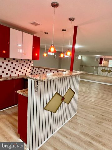 13925 COACHMANS CIR, Germantown, MD 20874