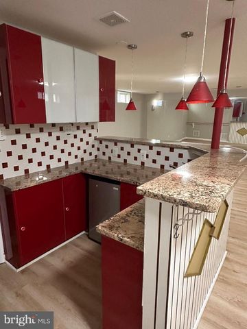 13925 COACHMANS CIR, Germantown, MD 20874