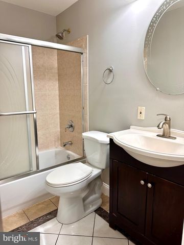13925 COACHMANS CIR, Germantown, MD 20874