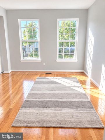 13925 COACHMANS CIR, Germantown, MD 20874