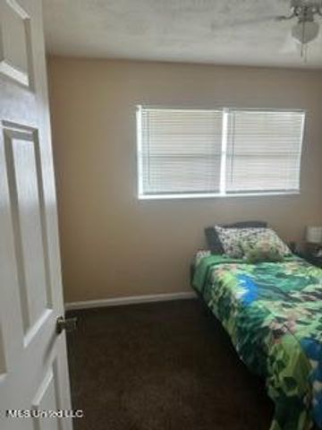 56 Holly Circle, Gulfport, MS 39501