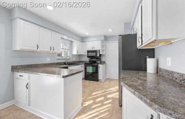 47848 Card Road, Macomb, MI 48044