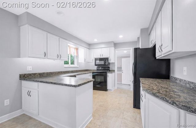 47848 Card Road, Macomb, MI 48044