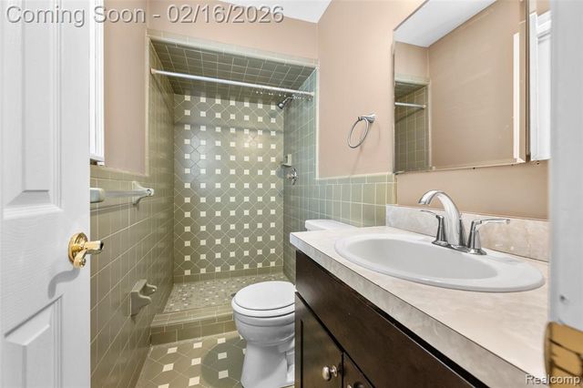 47848 Card Road, Macomb, MI 48044