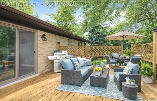 47848 Card Road, Macomb, MI 48044