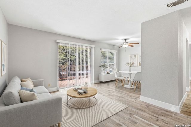 4119 Medical Dr Apt D206, San Antonio, TX 78229