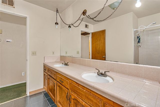 2160 3rd Street, Sanger, CA 93657