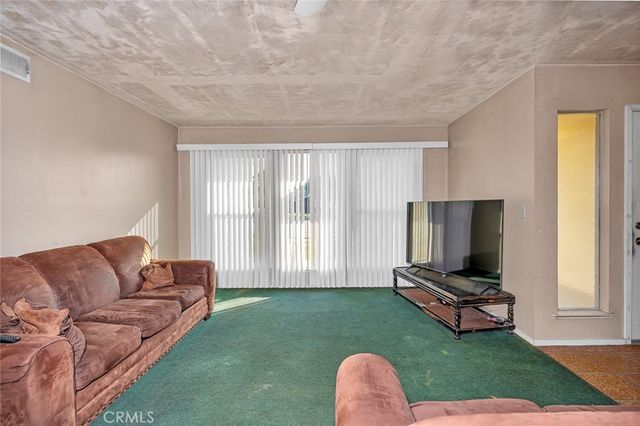 2160 3rd Street, Sanger, CA 93657