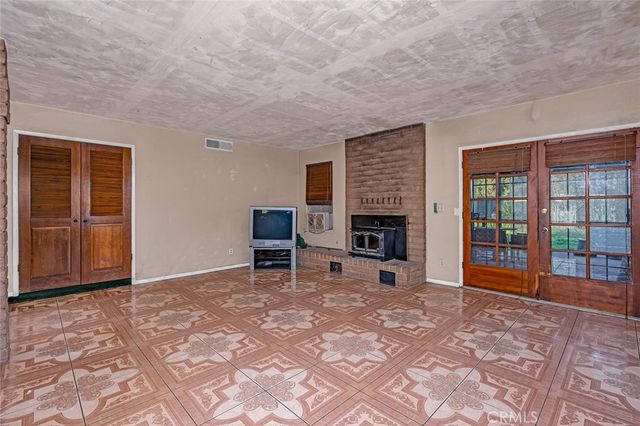 2160 3rd Street, Sanger, CA 93657