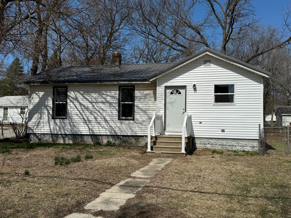 616 Grand Avenue, Michigan City, IN 46360