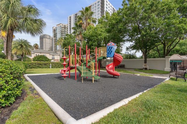 1109 NORMANDY TRACE ROAD 1109, Tampa, FL 33602