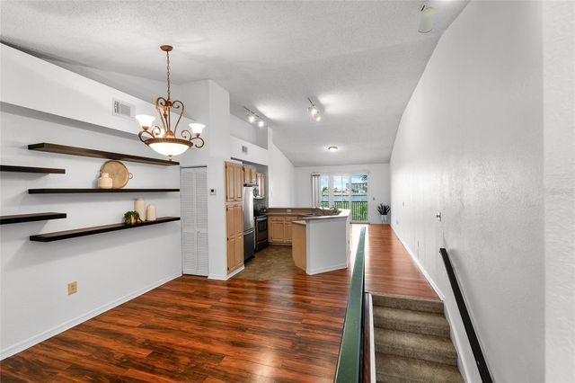 1109 NORMANDY TRACE ROAD 1109, Tampa, FL 33602