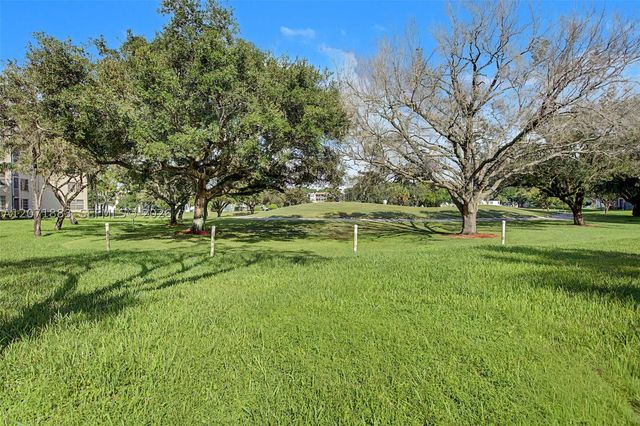 9520 Seagrape Dr 205, Davie, FL 33324