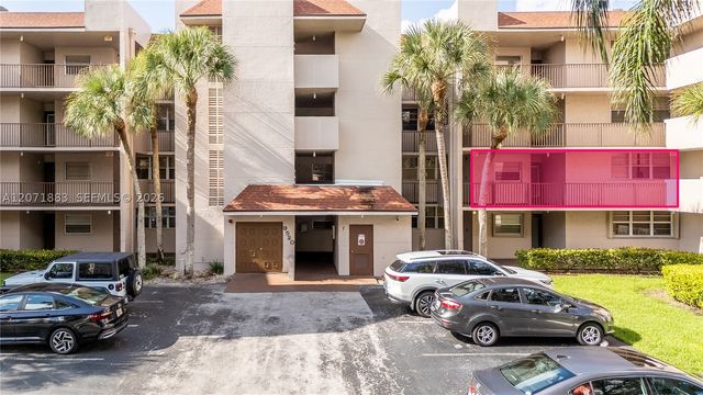 9520 Seagrape Dr 205, Davie, FL 33324
