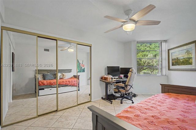 9520 Seagrape Dr 205, Davie, FL 33324
