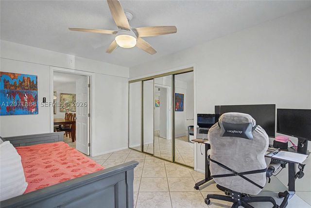 9520 Seagrape Dr 205, Davie, FL 33324