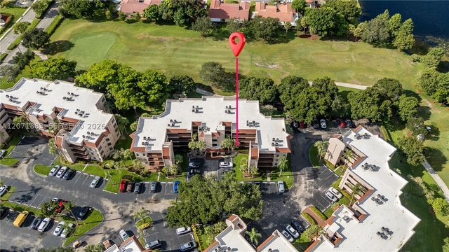 9520 Seagrape Dr 205, Davie, FL 33324