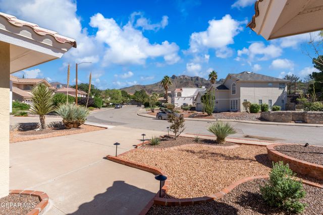 937 VIA MONTE Street, El Paso, TX 79912