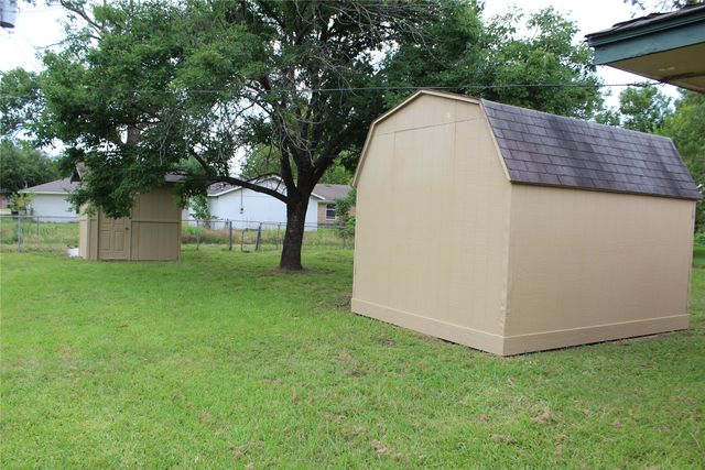 311 E Willow Lane, Princeton, TX 75407
