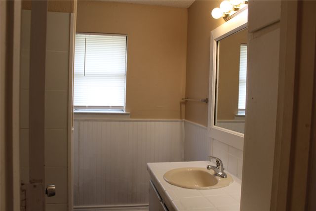 311 E Willow Lane, Princeton, TX 75407