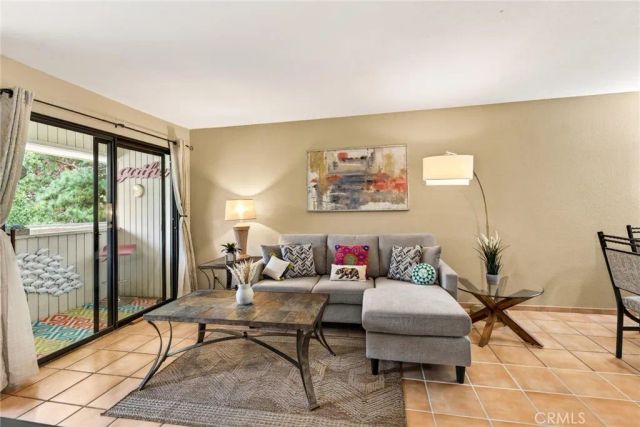 2812 N Auburn Court 202, Palm Springs, CA 92262