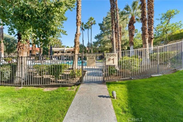 2812 N Auburn Court 202, Palm Springs, CA 92262