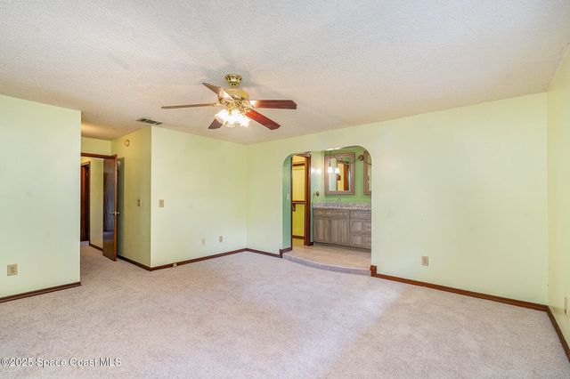 755 Haftez Street NE, Palm Bay, FL 32907