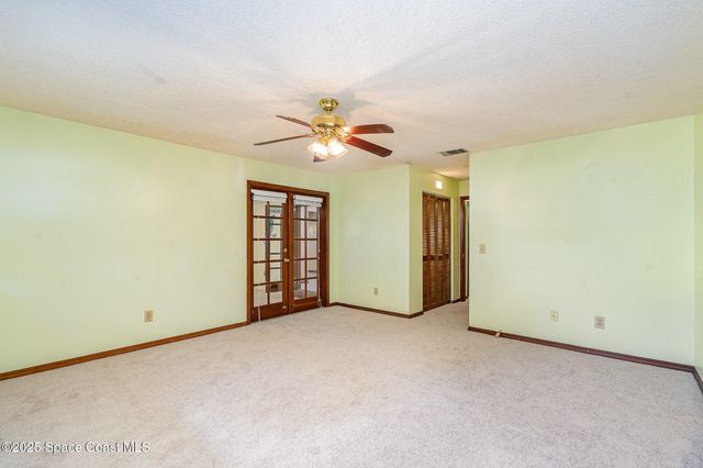 755 Haftez Street NE, Palm Bay, FL 32907