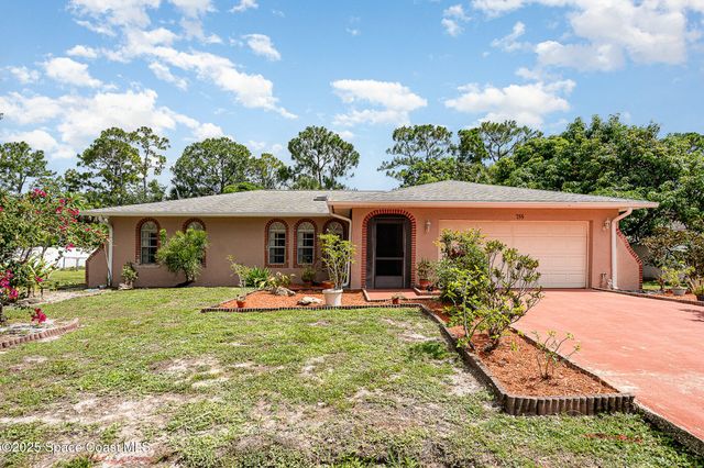 755 Haftez Street NE, Palm Bay, FL 32907