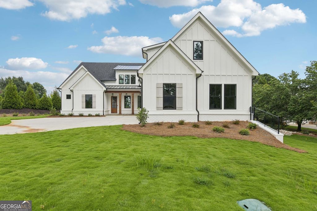 203 Eagles Way, Eatonton, GA 31024