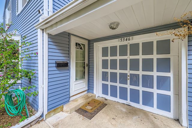 5346 Suffield Terrace, Skokie, IL 60077