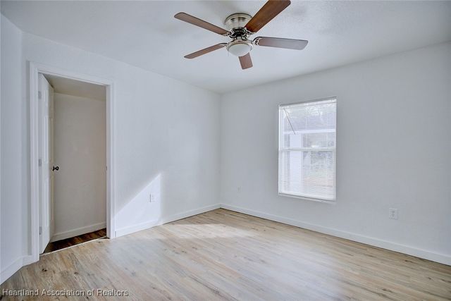 915 S Waldron Avenue, Avon Park, FL 33825