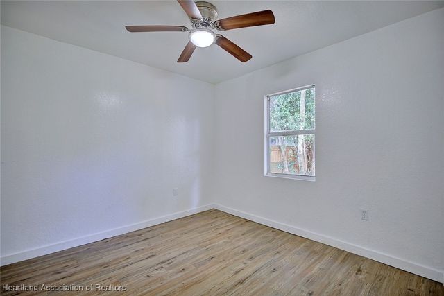 915 S Waldron Avenue, Avon Park, FL 33825