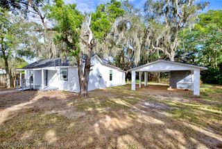 915 S Waldron Avenue, Avon Park, FL 33825