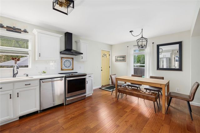 121 Spofford Avenue, Warwick, RI 02888