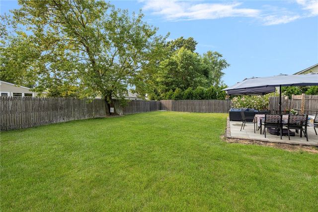 121 Spofford Avenue, Warwick, RI 02888