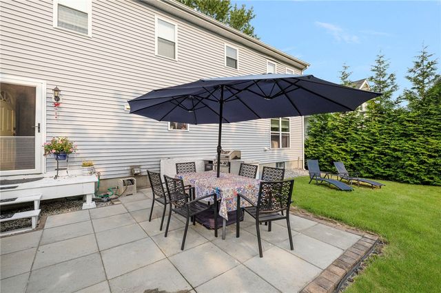 121 Spofford Avenue, Warwick, RI 02888