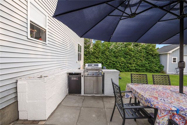 121 Spofford Avenue, Warwick, RI 02888