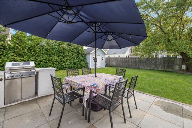 121 Spofford Avenue, Warwick, RI 02888
