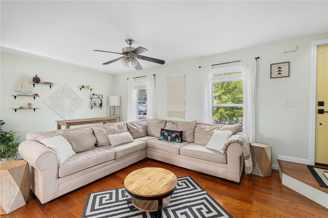 121 Spofford Avenue, Warwick, RI 02888