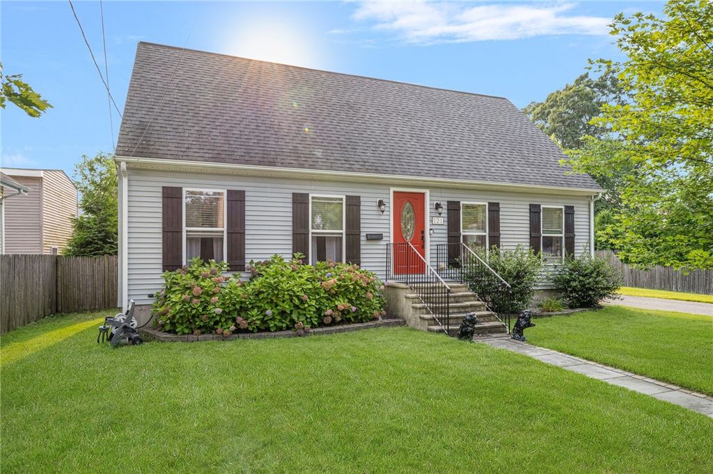 121 Spofford Avenue, Warwick, RI 02888