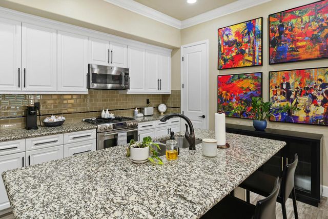 2102 Via Calderia 2102, Palm Desert, CA 92260