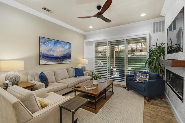 2102 Via Calderia 2102, Palm Desert, CA 92260