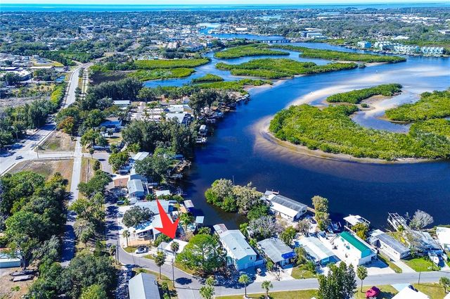 505 RIVERVIEW LANE, Tarpon Springs, FL 34689