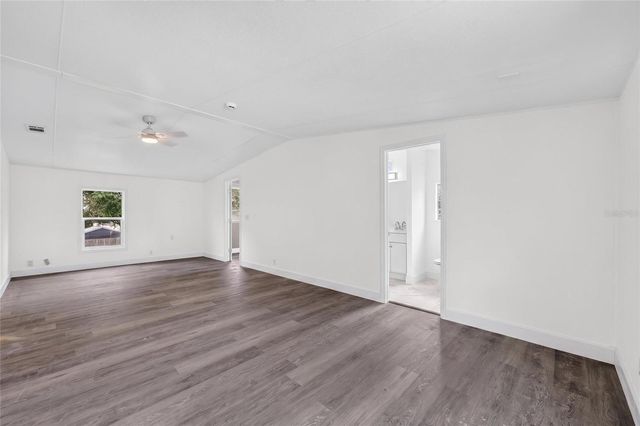 225 SKYLINE DRIVE, Lady Lake, FL 32159
