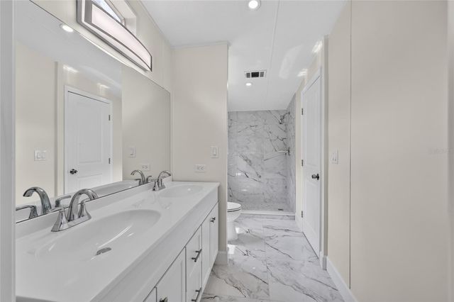 225 SKYLINE DRIVE, Lady Lake, FL 32159