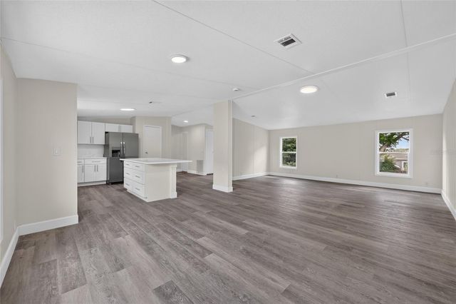 225 SKYLINE DRIVE, Lady Lake, FL 32159